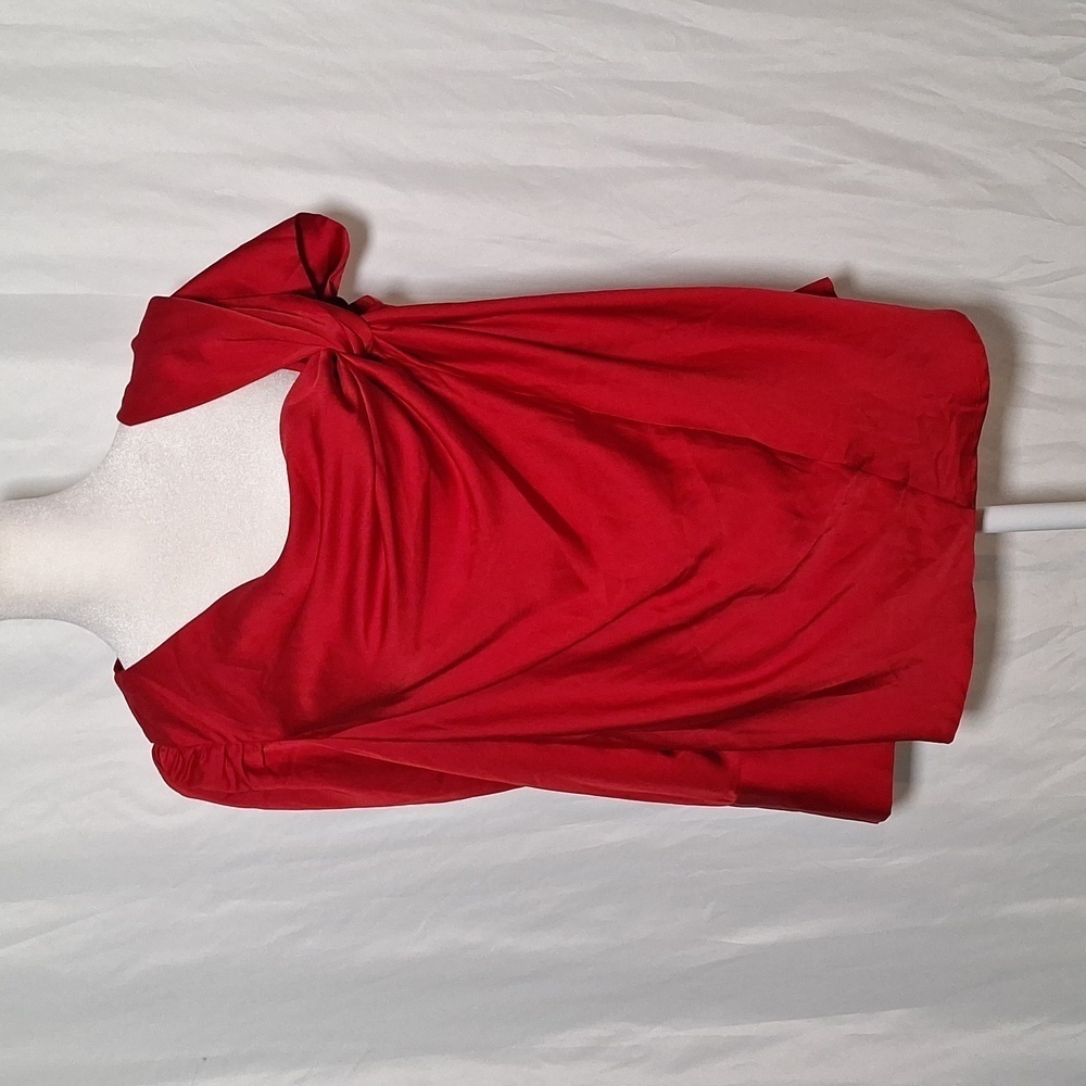 🍁7 avenue Red Color Your Life Top Size Medium NWT